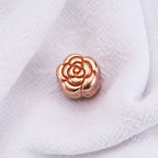Modestiq Magnetic Rose Button